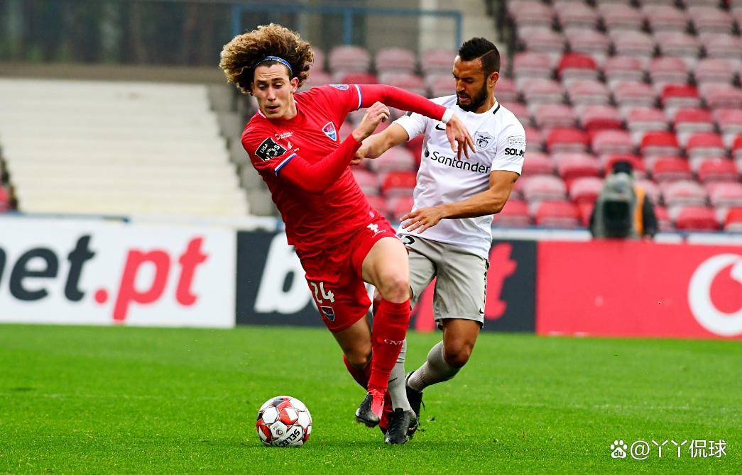 关键时刻突围战来临；克里夫兰骑士围绕葡超调整名单；引发热议；轮换策略成焦点(克里夫兰骑士官网)