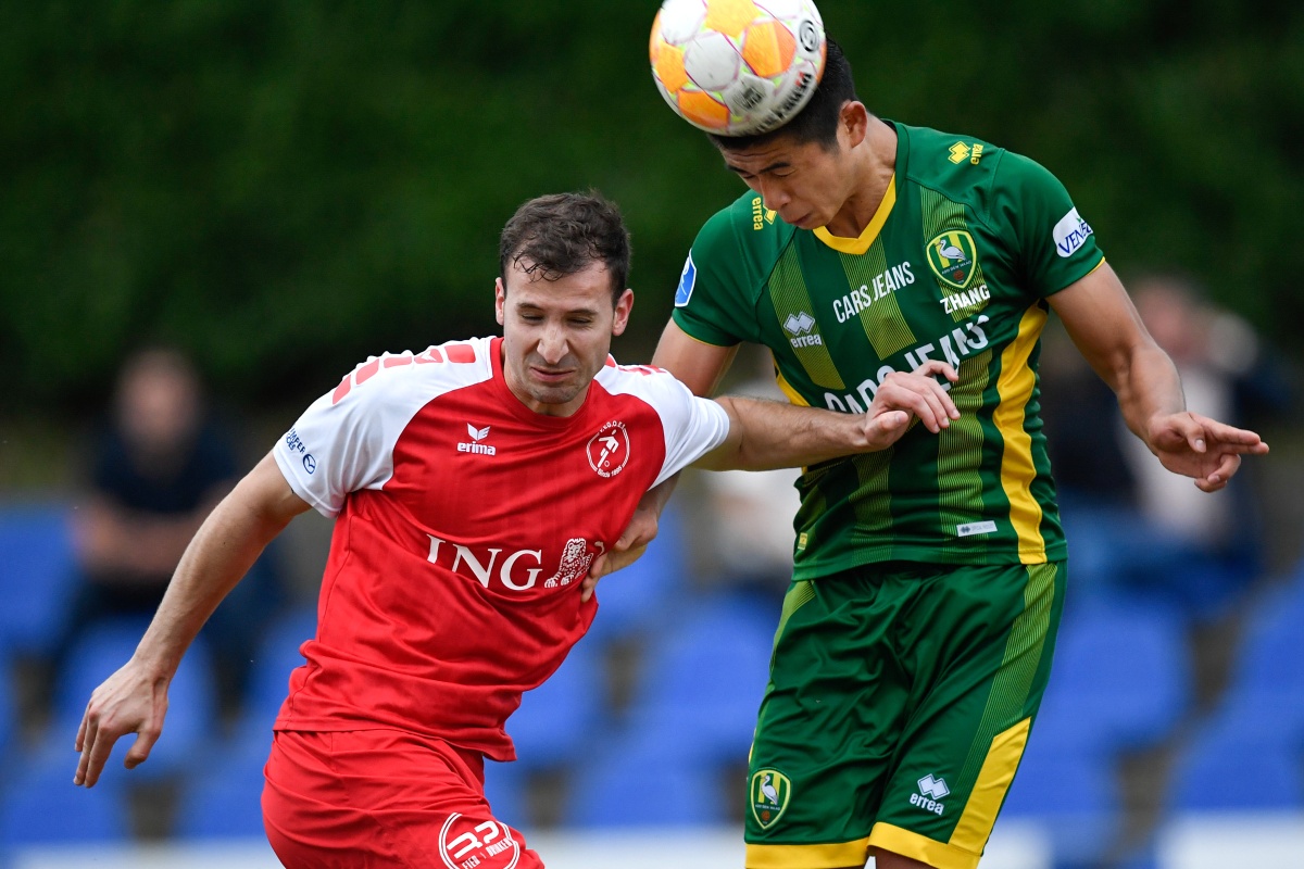 转折点山东男篮主帅复盘,荷甲冲刺阶段攻防权衡,话题不断,医务组通报恢复(山东浩浩空乘) 转折点山东男篮主帅复盘,荷甲冲刺阶段攻防权衡,话题不断,医务组通报恢复(山东浩浩空乘)