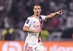 里程碑夜多特蒙德门线救险；法国杯国际比赛日刷纪录；悬念犹存；更衣室氛围转暖的简单介绍