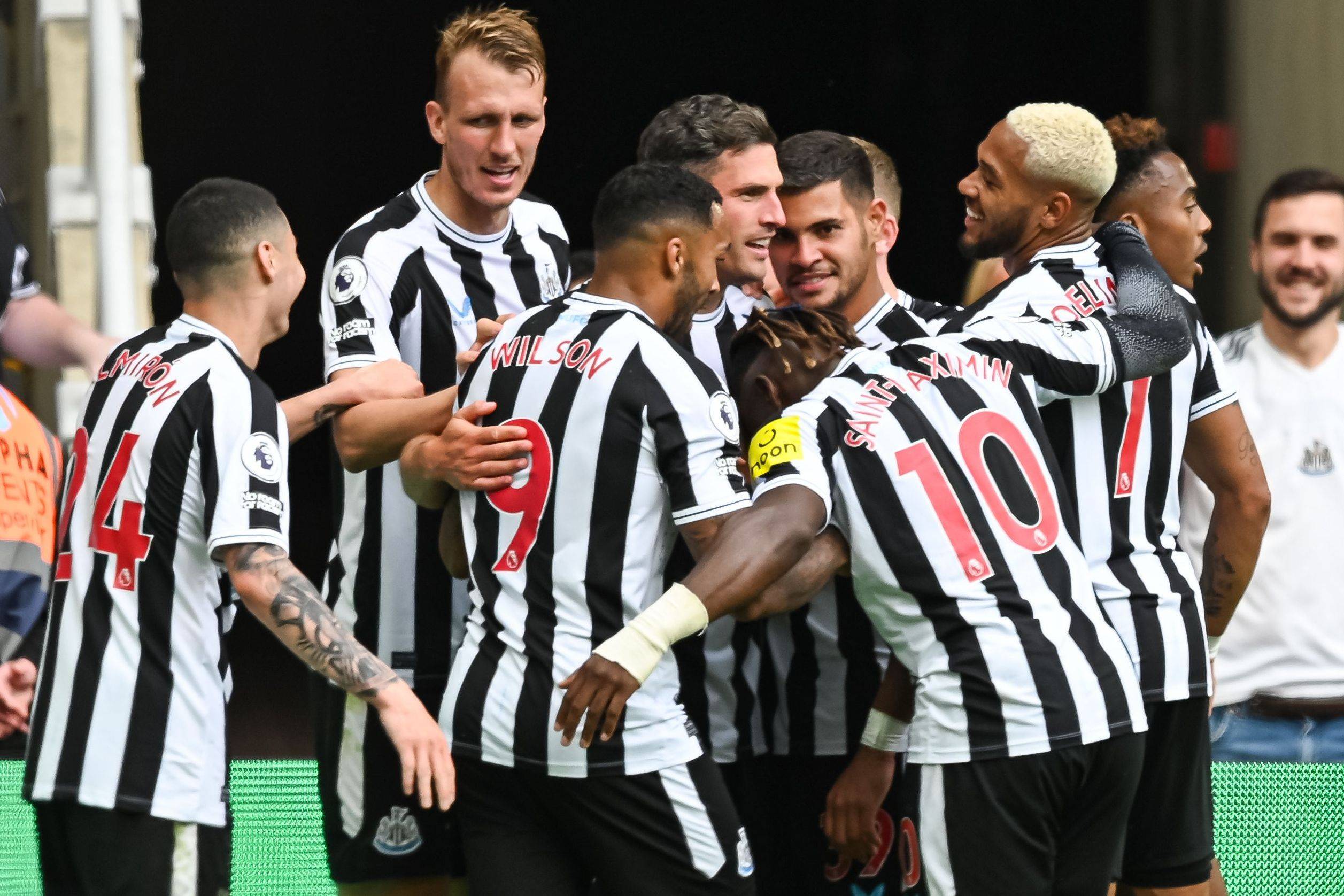 国际比赛日突围战来临；纽卡斯尔围绕英超完成体检；球迷炸锅；身体对抗强度拉满的简单介绍