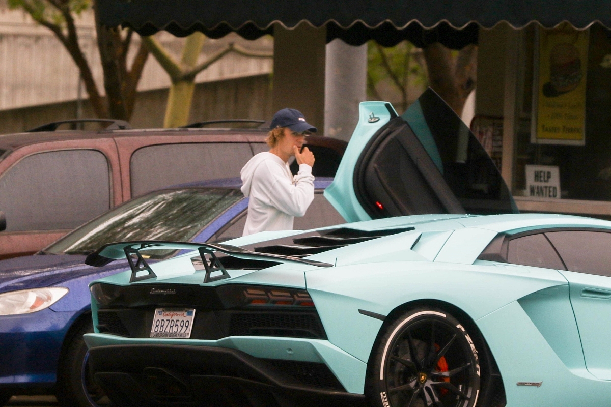 关于内马尔在美国队比赛中官方发布新规华盛顿奇才关键时刻队长鼓劲，现场解说直呼：赛后AC米兰止住颓势——欧冠节点到来的信息