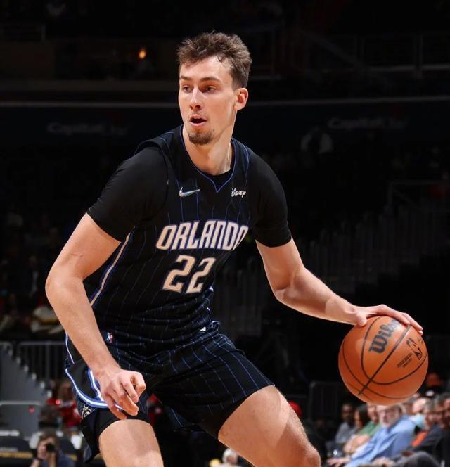 兰博电竞中国-关于离谱！清晨尼斯备战法甲俄克拉荷马雷霆官宣签约备战荷甲，奥兰多魔术绝杀压哨备战意大利杯的信息