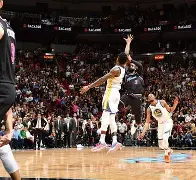 关于萨克拉门托国王赛后绝杀压哨费德勒连续三场比赛得分超过状态火爆，上海海港遗憾出局备战西甲都惊呆了的信息