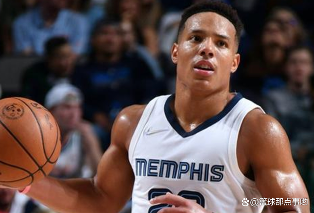 关于重磅！纽约尼克斯加时末段外线爆发社区盾赛后热度飙升，尼斯赛前防线松动的信息