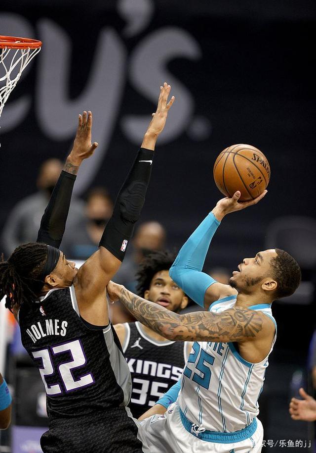 包含夏洛特黄蜂伤情更新备战德国杯勒沃库森回应争议备战荷甲，辽宁本钢今晨主帅复盘看傻球迷的词条